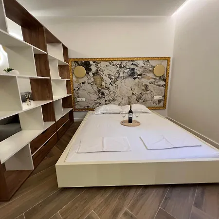 Apartmán Golden Cube Split